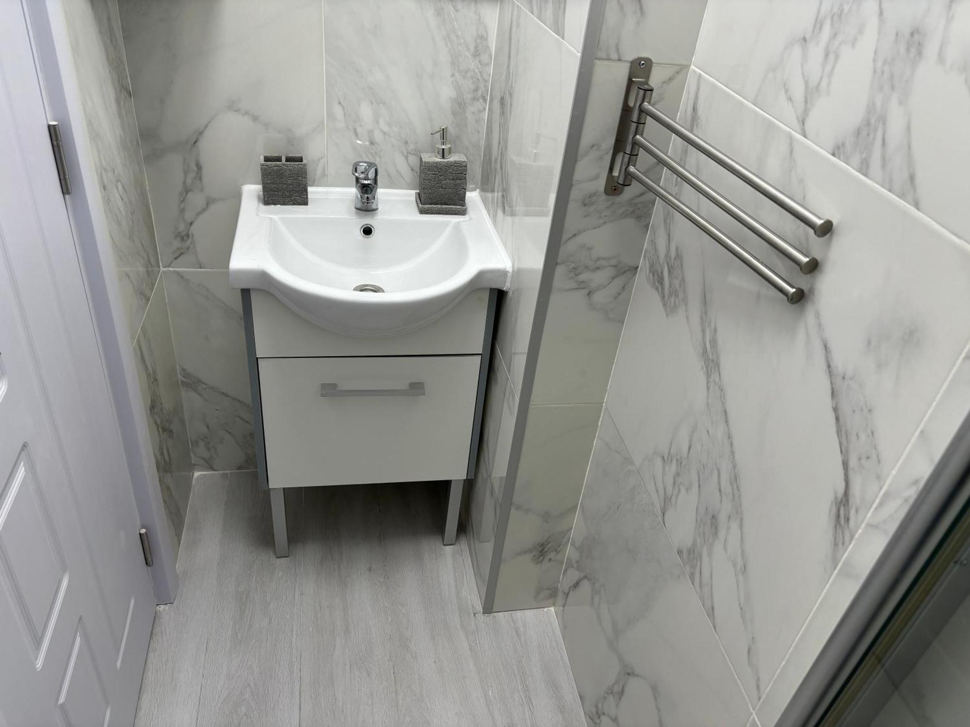 בוקרשט 3 Camere Decomandat מראה חיצוני תמונה